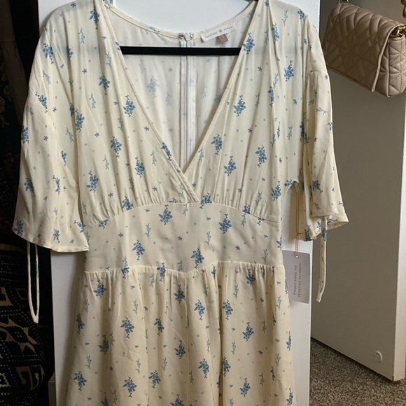 Backyard Roses Callie Romper - Picture 4 of 5